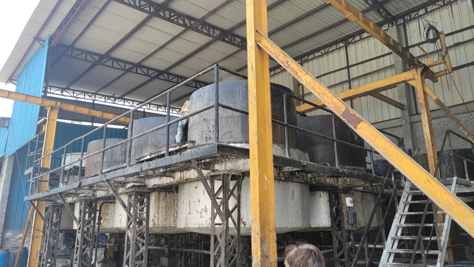 NTG Large-scale production tanks — bulk order capacity